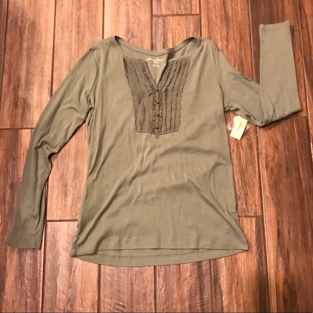 👚 NWT Eddie Bauer brand women’s long sleeve shirt